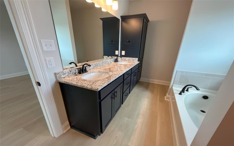 636 SANDY RIDGE Circle, Shreveport, LA 71107, 3 Bedrooms Bedrooms, ,2 BathroomsBathrooms,Residential,For Sale,636 SANDY RIDGE Circle,20656040