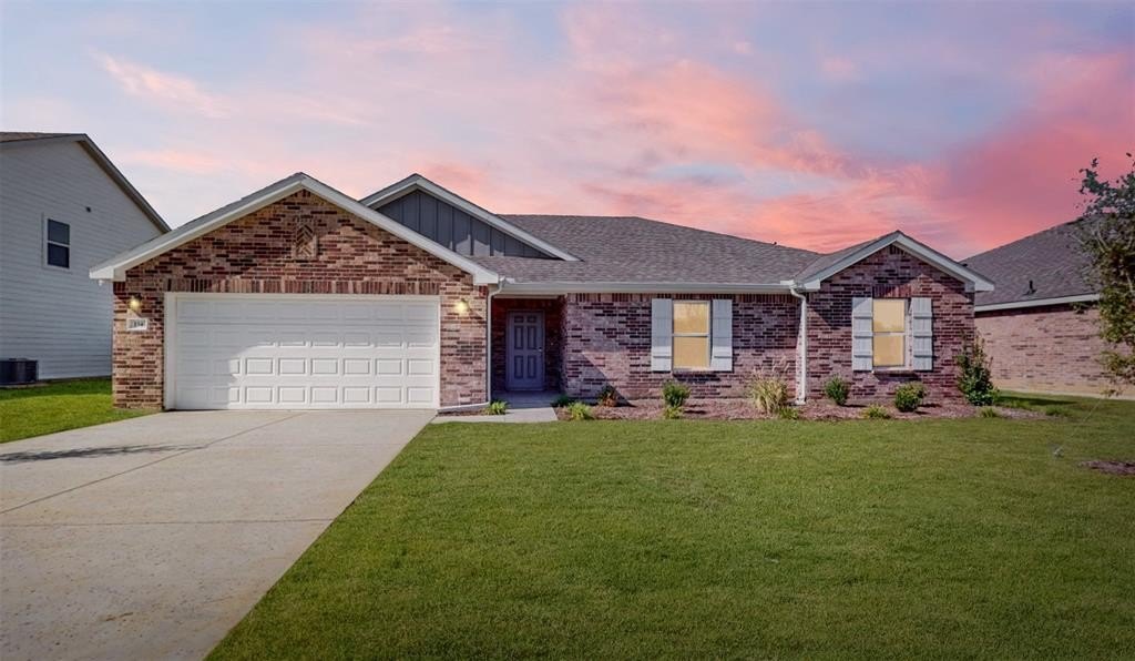 114 Cooper Drive, Cleburne, TX 76031, 3 Bedrooms Bedrooms, ,2 BathroomsBathrooms,Residential,For Sale,114 Cooper Drive,20616730