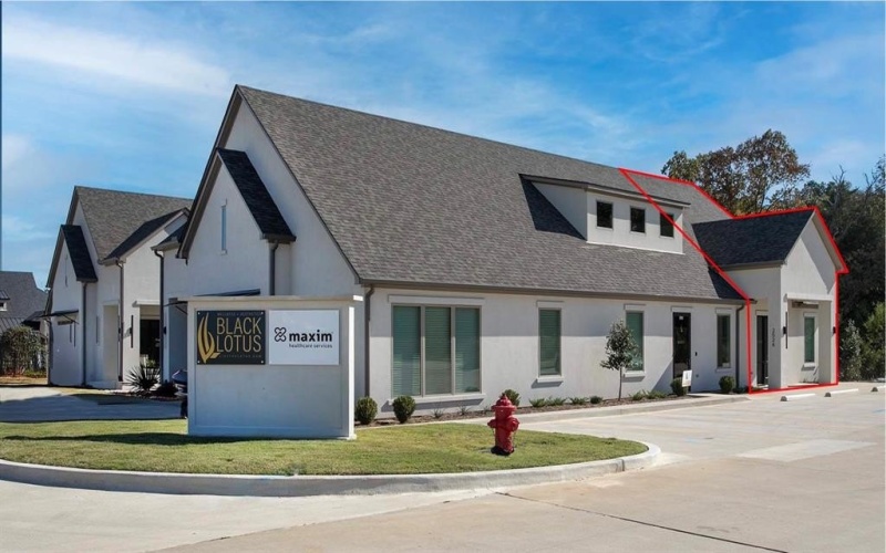 2524 Oak Manor Way #101, Tyler, TX 75703, ,Otro,En Venta,2524 Oak Manor Way,20656098