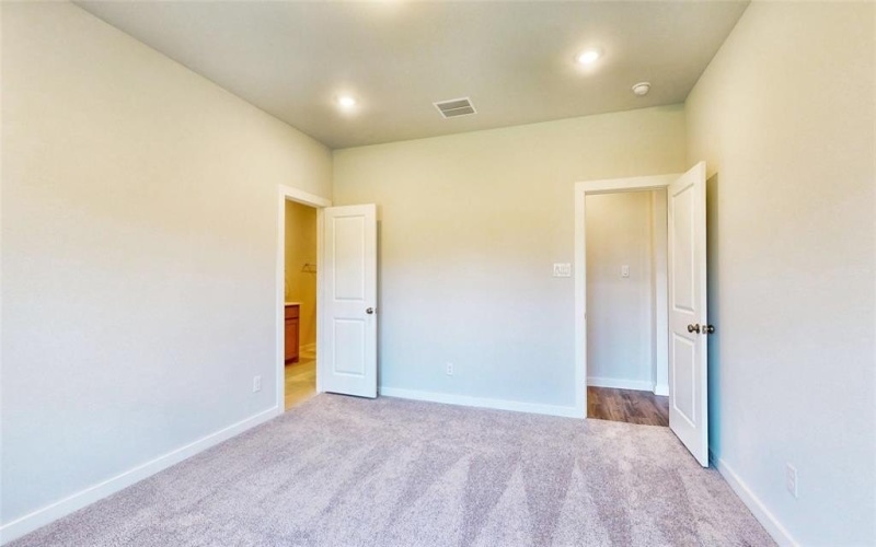 640 Scarlett Street, Forney, TX 75126, 4 Bedrooms Bedrooms, ,3 BathroomsBathrooms,Residential,For Sale,640 Scarlett Street,20616910
