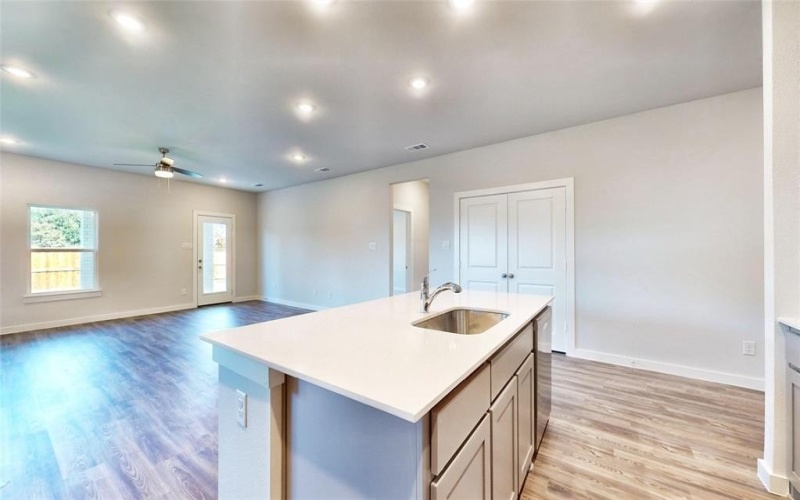 640 Scarlett Street, Forney, TX 75126, 4 Bedrooms Bedrooms, ,3 BathroomsBathrooms,Residential,For Sale,640 Scarlett Street,20616910