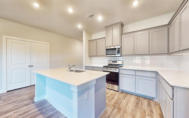 640 Scarlett Street, Forney, TX 75126, 4 Bedrooms Bedrooms, ,3 BathroomsBathrooms,Residential,For Sale,640 Scarlett Street,20616910