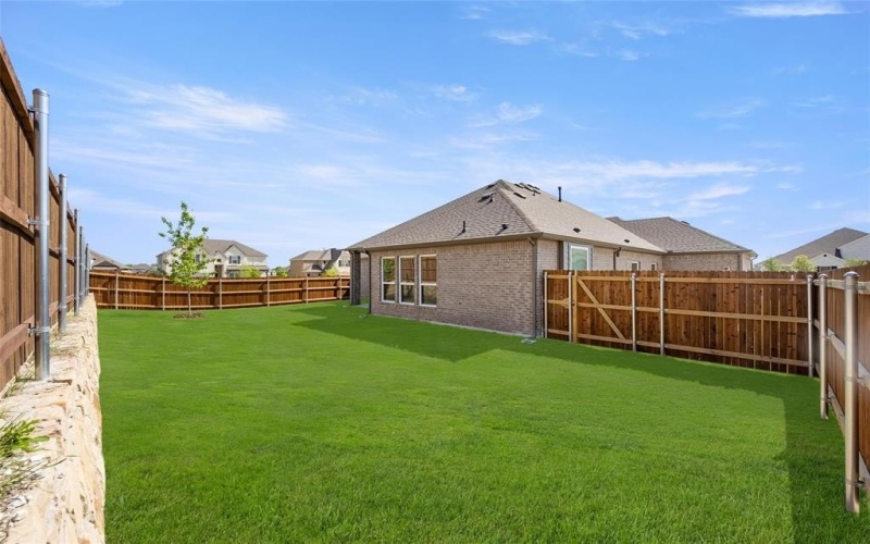 1763 English Way, Waxahachie, TX 75165, 4 Bedrooms Bedrooms, ,2 BathroomsBathrooms,Residential,For Sale,1763 English Way,20523765