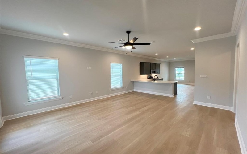 27 VENECIA Court, Bossier City, LA 71111, 4 Habitaciones Habitaciones , ,2 BañosBaños,Residential,En Venta,27 VENECIA Court,20657279