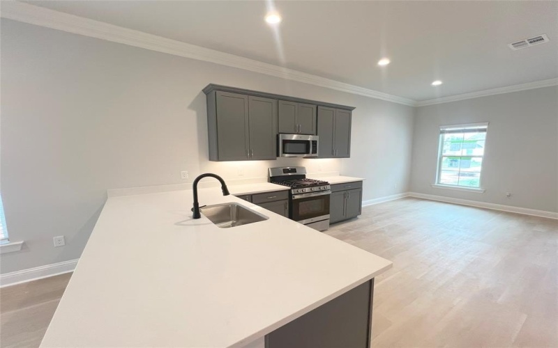 27 VENECIA Court, Bossier City, LA 71111, 4 Habitaciones Habitaciones , ,2 BañosBaños,Residential,En Venta,27 VENECIA Court,20657279