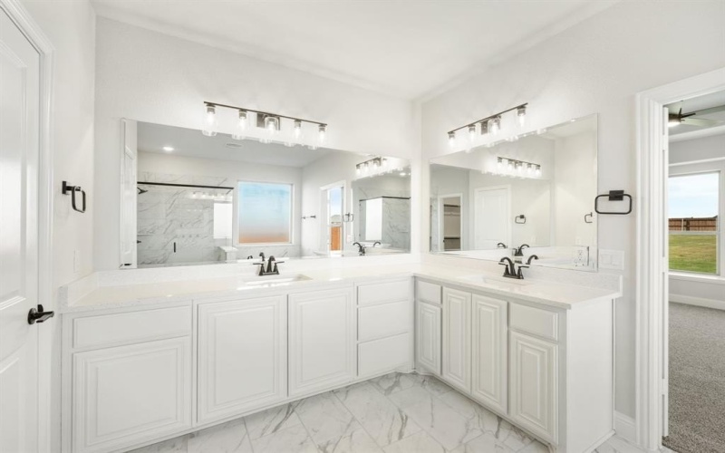 12705 Caliber Drive, Godley, TX 76044, 4 Habitaciones Habitaciones , ,5 BañosBaños,Residential,En Venta,12705 Caliber Drive,20657468