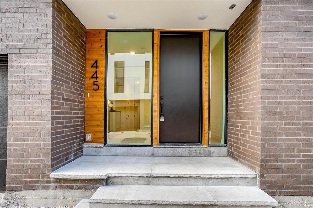 445 W Morphy Street, Fort Worth, TX 76104, 3 Bedrooms Bedrooms, ,3 BathroomsBathrooms,Residential,For Sale,445 W Morphy Street,20537195