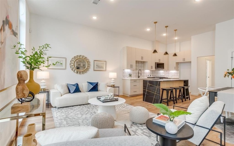 445 W Morphy Street, Fort Worth, TX 76104, 3 Bedrooms Bedrooms, ,3 BathroomsBathrooms,Residential,For Sale,445 W Morphy Street,20537195