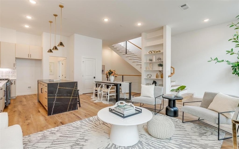 445 W Morphy Street, Fort Worth, TX 76104, 3 Bedrooms Bedrooms, ,3 BathroomsBathrooms,Residential,For Sale,445 W Morphy Street,20537195