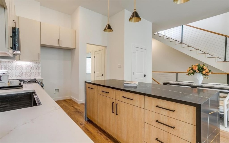 445 W Morphy Street, Fort Worth, TX 76104, 3 Bedrooms Bedrooms, ,3 BathroomsBathrooms,Residential,For Sale,445 W Morphy Street,20537195