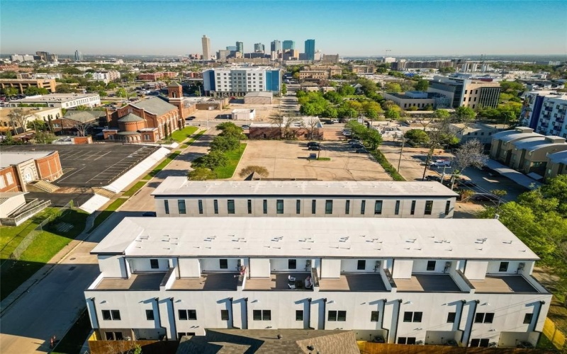 445 W Morphy Street, Fort Worth, TX 76104, 3 Bedrooms Bedrooms, ,3 BathroomsBathrooms,Residential,For Sale,445 W Morphy Street,20537195