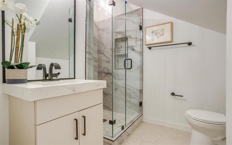 445 W Morphy Street, Fort Worth, TX 76104, 3 Bedrooms Bedrooms, ,3 BathroomsBathrooms,Residential,For Sale,445 W Morphy Street,20537195