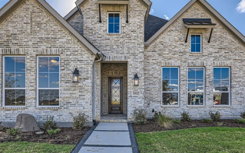 1812 Farmstead Road, Mansfield, TX 76063, 4 Habitaciones Habitaciones , ,5 BañosBaños,Residential,En Venta,1812 Farmstead Road,20618273