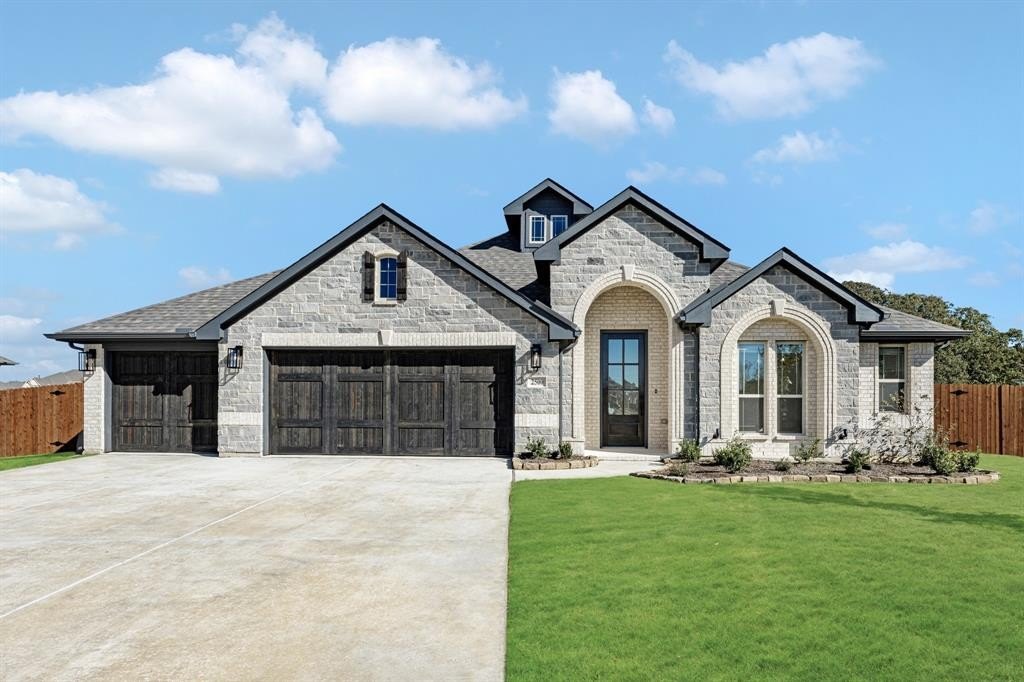 2500 Fischer Lane, Mansfield, TX 76063, 4 Bedrooms Bedrooms, ,3 BathroomsBathrooms,Residential,For Sale,2500 Fischer Lane,20657765