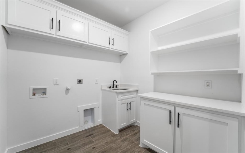 330 Lanier Road, Combine, TX 75159, 4 Bedrooms Bedrooms, ,2 BathroomsBathrooms,Residential,For Sale,330 Lanier Road,20658262