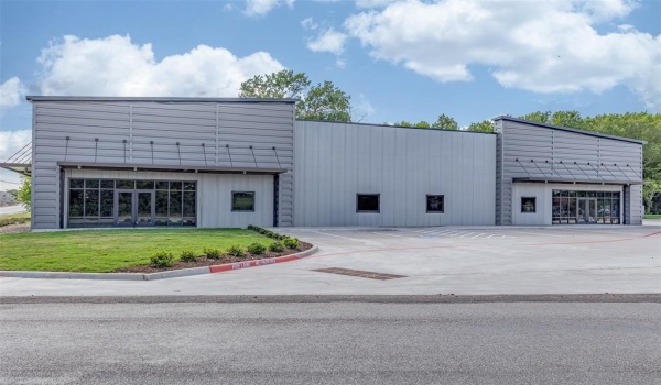 2309 A Gallagher Drive, Sherman, TX 75090, ,Commercial Sale,For Sale,2309 A Gallagher Drive,20619120