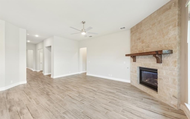 1407 Fishergate Drive, Forney, TX 75126, 4 Bedrooms Bedrooms, ,3 BathroomsBathrooms,Residential,For Sale,1407 Fishergate Drive,20658997