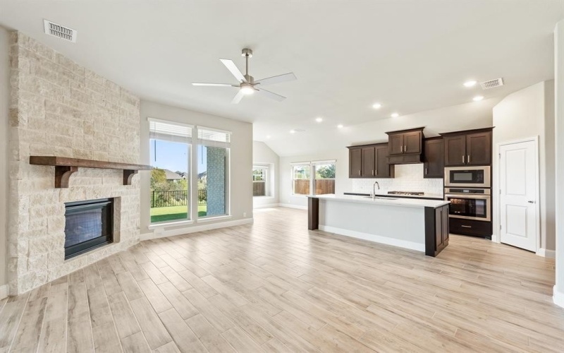 1407 Fishergate Drive, Forney, TX 75126, 4 Bedrooms Bedrooms, ,3 BathroomsBathrooms,Residential,For Sale,1407 Fishergate Drive,20658997