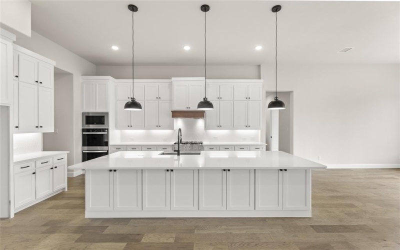 1804 Breezy Brook Lane, Argyle, TX 76226, 4 Bedrooms Bedrooms, ,5 BathroomsBathrooms,Residential,For Sale,1804 Breezy Brook Lane,20659283