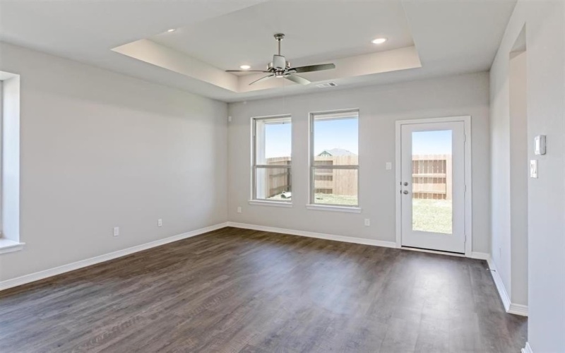424 Silent Pond, Lavon, TX 75166, 3 Bedrooms Bedrooms, ,2 BathroomsBathrooms,Residential,For Sale,424 Silent Pond,20659911