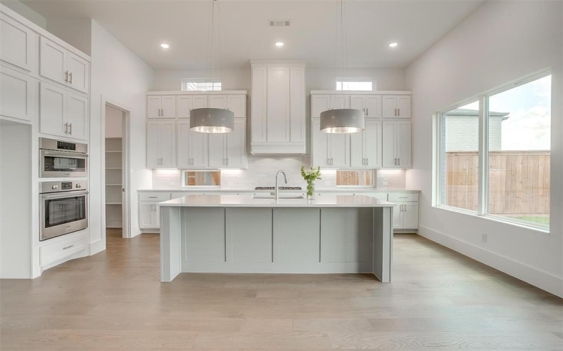 165 Lantern Ridge Drive, Aledo, TX 76008, 4 Habitaciones Habitaciones , ,5 BañosBaños,Residential,En Venta,165 Lantern Ridge Drive,20620352