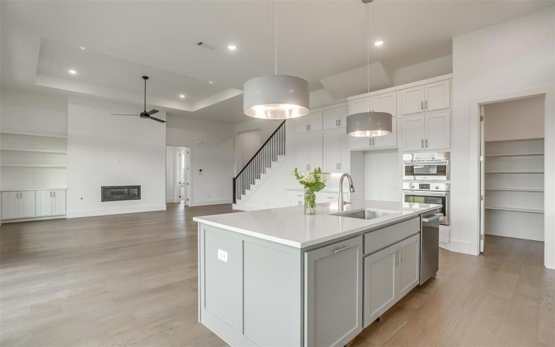 165 Lantern Ridge Drive, Aledo, TX 76008, 4 Habitaciones Habitaciones , ,5 BañosBaños,Residential,En Venta,165 Lantern Ridge Drive,20620352