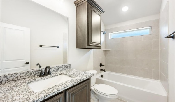912 Split Oak Lane, Anna, TX 75409, 4 Bedrooms Bedrooms, ,3 BathroomsBathrooms,Residential,For Sale,912 Split Oak Lane,20660221