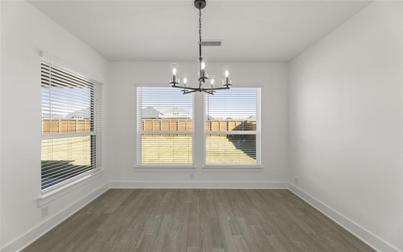 1709 Shamrock Green, Mesquite, TX 75181, 5 Bedrooms Bedrooms, ,5 BathroomsBathrooms,Residential,For Sale,1709 Shamrock Green,20620480