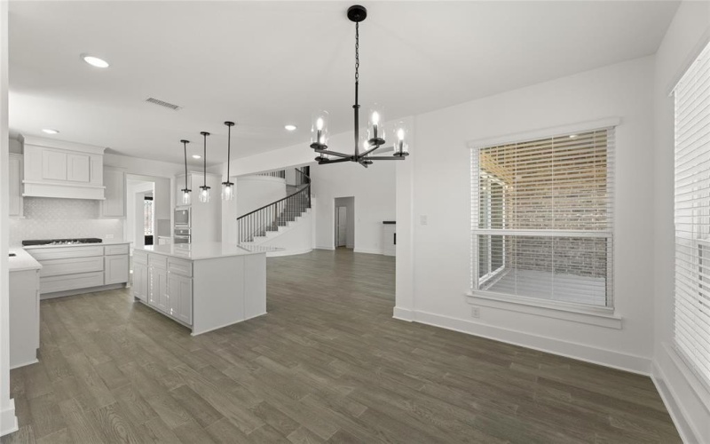 1709 Shamrock Green, Mesquite, TX 75181, 5 Bedrooms Bedrooms, ,5 BathroomsBathrooms,Residential,For Sale,1709 Shamrock Green,20620480