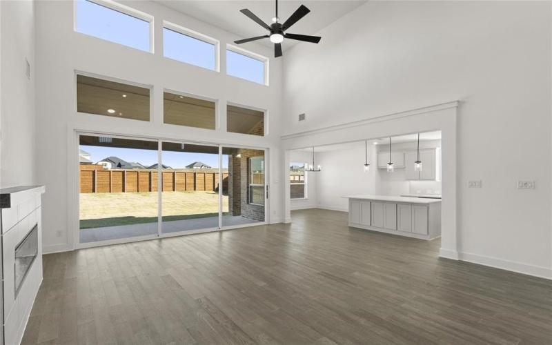 1709 Shamrock Green, Mesquite, TX 75181, 5 Bedrooms Bedrooms, ,5 BathroomsBathrooms,Residential,For Sale,1709 Shamrock Green,20620480