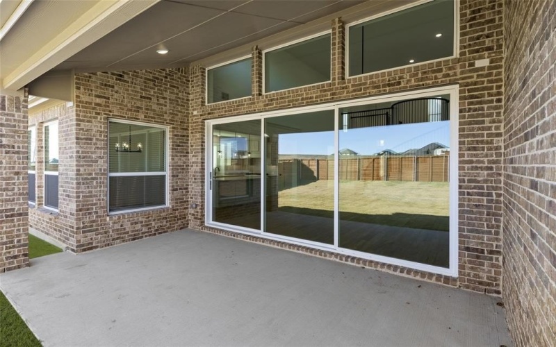 1709 Shamrock Green, Mesquite, TX 75181, 5 Bedrooms Bedrooms, ,5 BathroomsBathrooms,Residential,For Sale,1709 Shamrock Green,20620480
