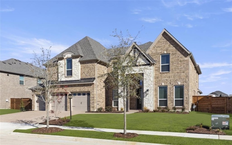 1709 Shamrock Green, Mesquite, TX 75181, 5 Bedrooms Bedrooms, ,5 BathroomsBathrooms,Residential,For Sale,1709 Shamrock Green,20620480