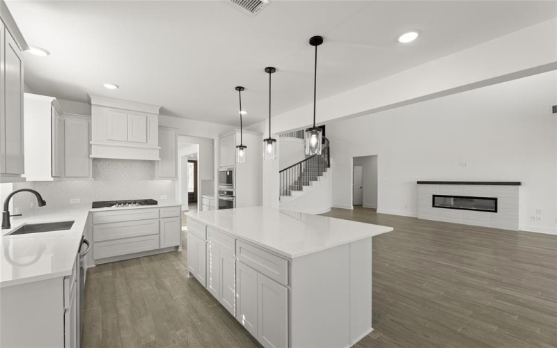 1709 Shamrock Green, Mesquite, TX 75181, 5 Bedrooms Bedrooms, ,5 BathroomsBathrooms,Residential,For Sale,1709 Shamrock Green,20620480