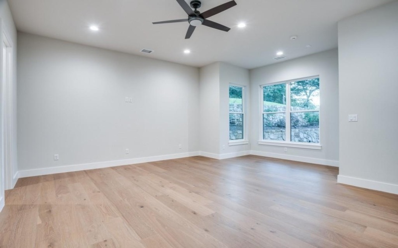 2424 Bellview Circle, Tyler, TX 75709, 5 Habitaciones Habitaciones , ,6 BañosBaños,Residential,En Venta,2424 Bellview Circle,20660438