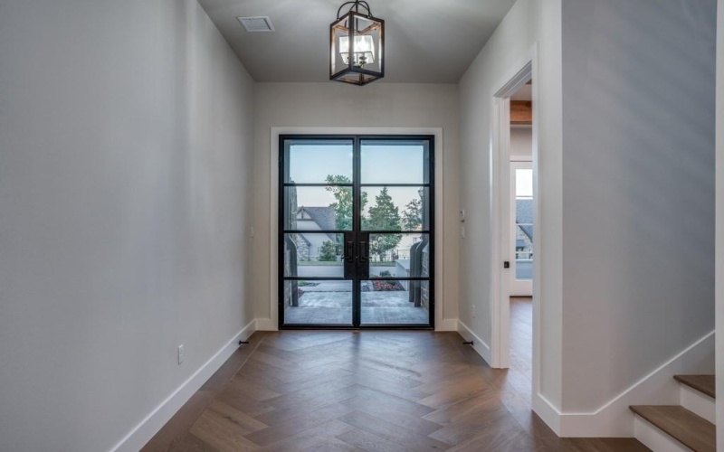 2424 Bellview Circle, Tyler, TX 75709, 5 Habitaciones Habitaciones , ,6 BañosBaños,Residential,En Venta,2424 Bellview Circle,20660438