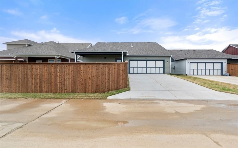 10859 Eva Mae Boulevard, Grand Prairie, TX 76065, 3 Habitaciones Habitaciones , ,2 BañosBaños,Residential,En Venta,10859 Eva Mae Boulevard,20660439