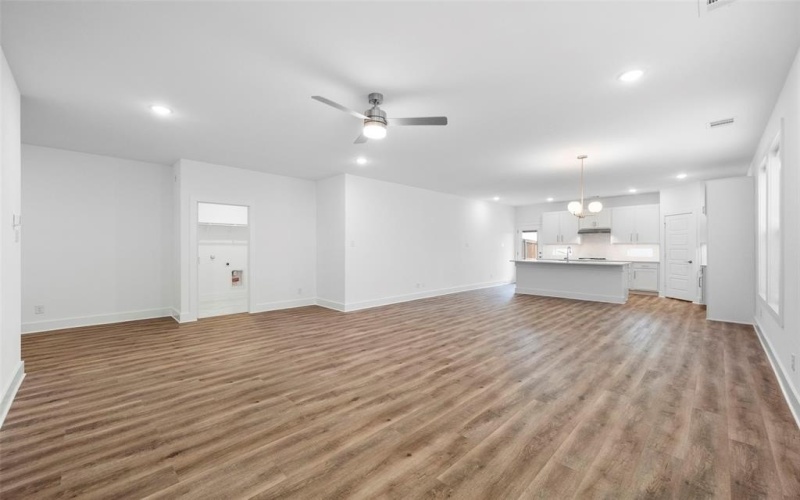 10859 Eva Mae Boulevard, Grand Prairie, TX 76065, 3 Habitaciones Habitaciones , ,2 BañosBaños,Residential,En Venta,10859 Eva Mae Boulevard,20660439