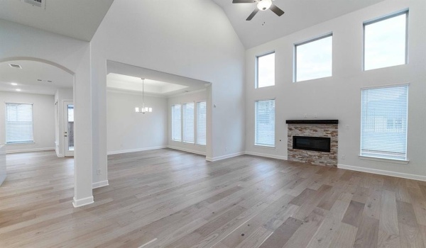1423 Diamond Drive, Lucas, TX 75098, 4 Bedrooms Bedrooms, ,3 BathroomsBathrooms,Residential,For Sale,1423 Diamond Drive,20623065