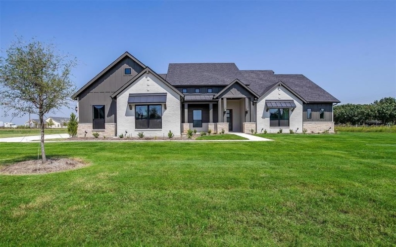 1761 Blackfoot Parkway, Waxahachie, TX 75165, 4 Bedrooms Bedrooms, ,3 BathroomsBathrooms,Residential,For Sale,1761 Blackfoot Parkway,20549984