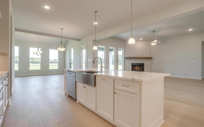 1761 Blackfoot Parkway, Waxahachie, TX 75165, 4 Bedrooms Bedrooms, ,3 BathroomsBathrooms,Residential,For Sale,1761 Blackfoot Parkway,20549984