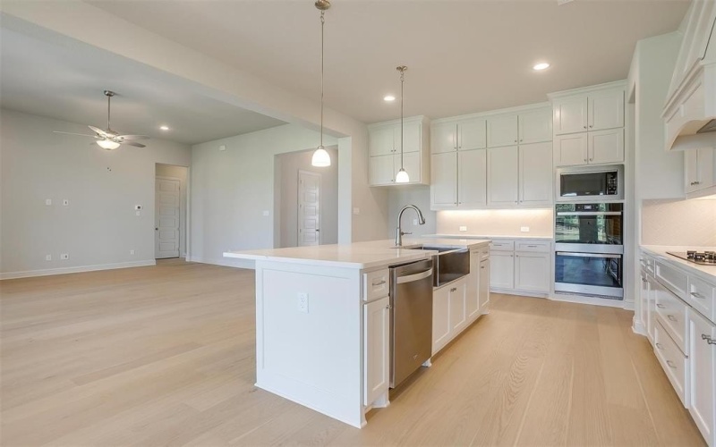 1761 Blackfoot Parkway, Waxahachie, TX 75165, 4 Bedrooms Bedrooms, ,3 BathroomsBathrooms,Residential,For Sale,1761 Blackfoot Parkway,20549984