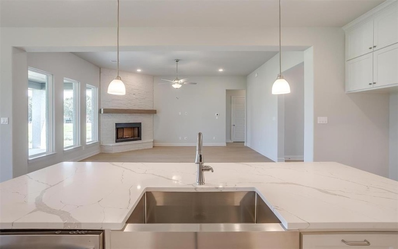 1761 Blackfoot Parkway, Waxahachie, TX 75165, 4 Bedrooms Bedrooms, ,3 BathroomsBathrooms,Residential,For Sale,1761 Blackfoot Parkway,20549984