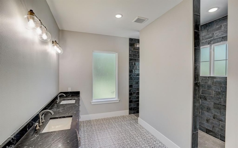 4031 Waters Edge Drive, Midlothian, TX 76065, 4 Habitaciones Habitaciones , ,3 BañosBaños,Residential,En Venta,4031 Waters Edge Drive,20623522