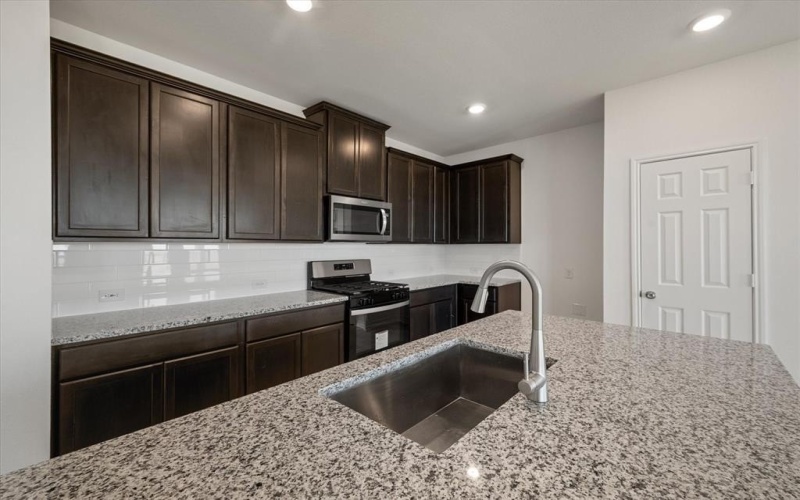 3825 Belleview Place, Crandall, TX 75114, 4 Bedrooms Bedrooms, ,2 BathroomsBathrooms,Residential,For Sale,3825 Belleview Place,20554687