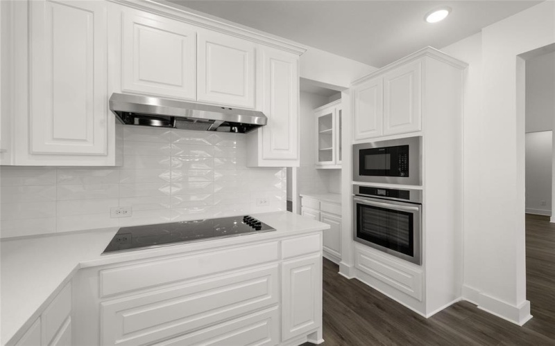 1838 Chadwick Drive, Cedar Hill, TX 75104, 5 Bedrooms Bedrooms, ,5 BathroomsBathrooms,Residential,For Sale,1838 Chadwick Drive,20624402