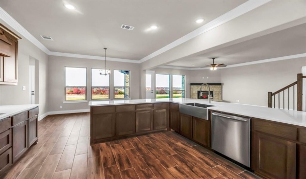4221 Old Springtown Road, Weatherford, TX 76085, 4 Bedrooms Bedrooms, ,5 BathroomsBathrooms,Residential,For Sale,4221 Old Springtown Road,20555277