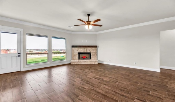 4221 Old Springtown Road, Weatherford, TX 76085, 4 Bedrooms Bedrooms, ,5 BathroomsBathrooms,Residential,For Sale,4221 Old Springtown Road,20555277