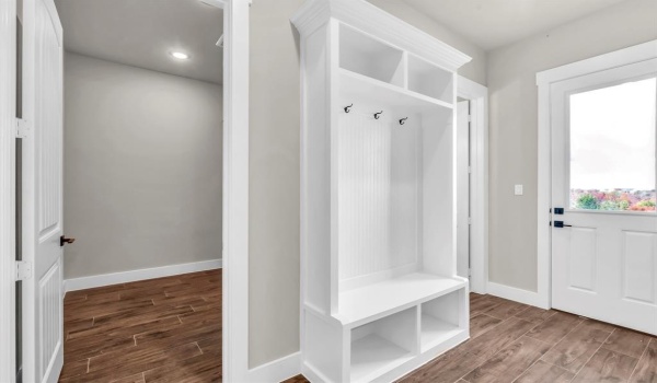 4221 Old Springtown Road, Weatherford, TX 76085, 4 Bedrooms Bedrooms, ,5 BathroomsBathrooms,Residential,For Sale,4221 Old Springtown Road,20555277