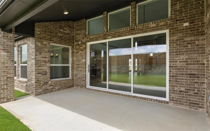 1842 Chadwick Drive, Cedar Hill, TX 75104, 5 Bedrooms Bedrooms, ,5 BathroomsBathrooms,Residential,For Sale,1842 Chadwick Drive,20624436