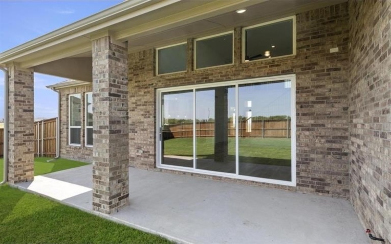 9705 Chesney Drive, Mesquite, TX 75126, 5 Bedrooms Bedrooms, ,3 BathroomsBathrooms,Residential,For Sale,9705 Chesney Drive,20662769
